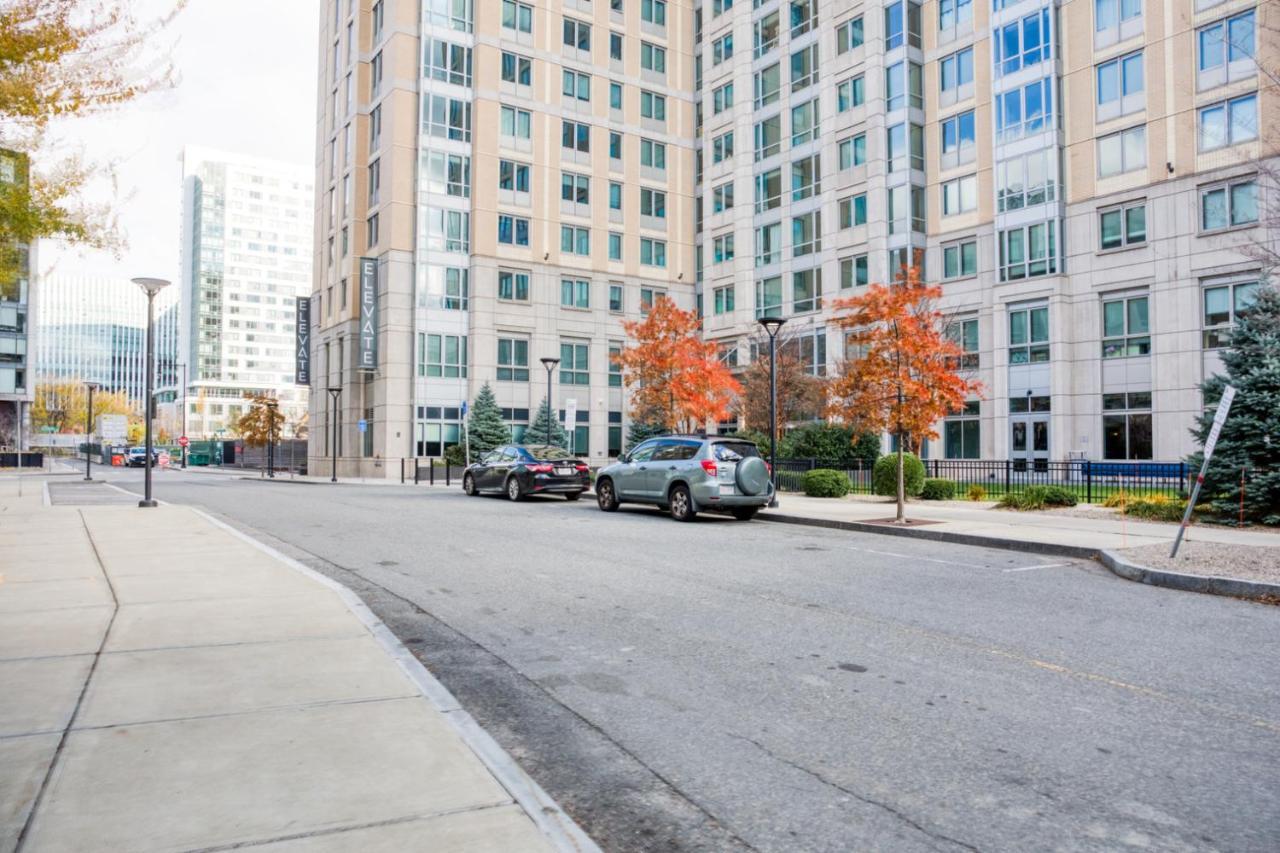 شقة E Cambridge 1Br W Wd Gym Steps From Train Bos-524 بوسطن المظهر الخارجي الصورة